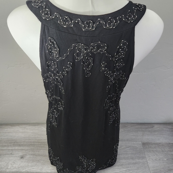 Lauren Michelle Black Top Size L‎ Embroidered Floral Swirl Keyhole Boat Neckline - Picture 10 of 13